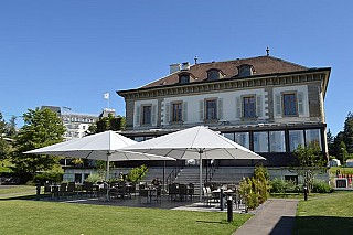 Dîner amical au Restaurant Vieux-Bois 