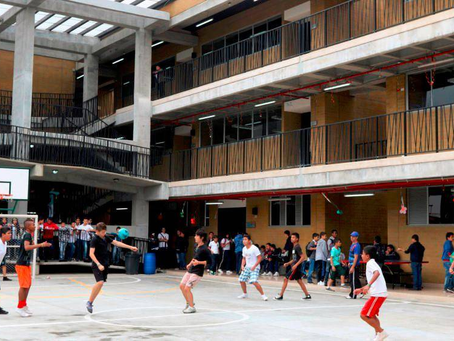 La deserción escolar en Medellín en el 2023, fue ATERRADORA