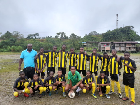 Equipo de futbol de estudiantes.jpeg