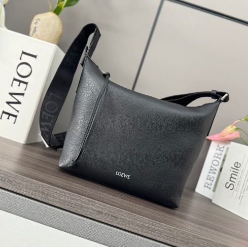 섬네일: 스몰 큐비 크로스백 블랙