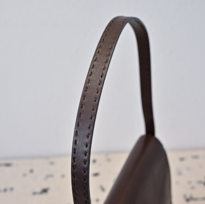 섬네일: 뉘앙스 블랙 호보백 W1726L 브라운