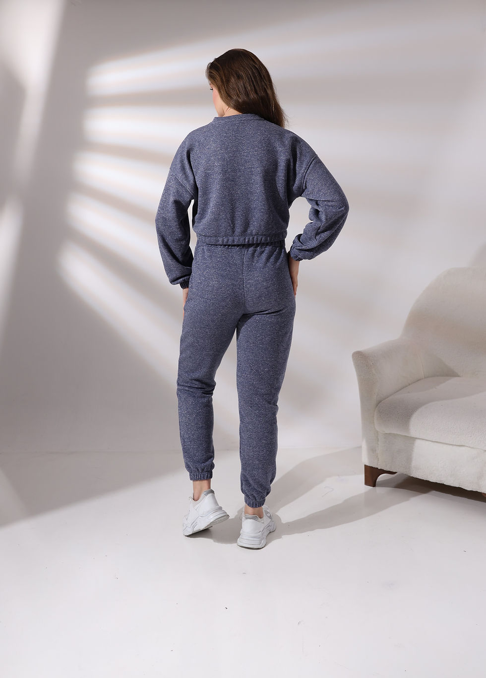 Küçük resim: Kadın Simli Oversize Kadın Bisiklet Yaka Crop Üst ve Jogger Alt Eşofman Takımı
