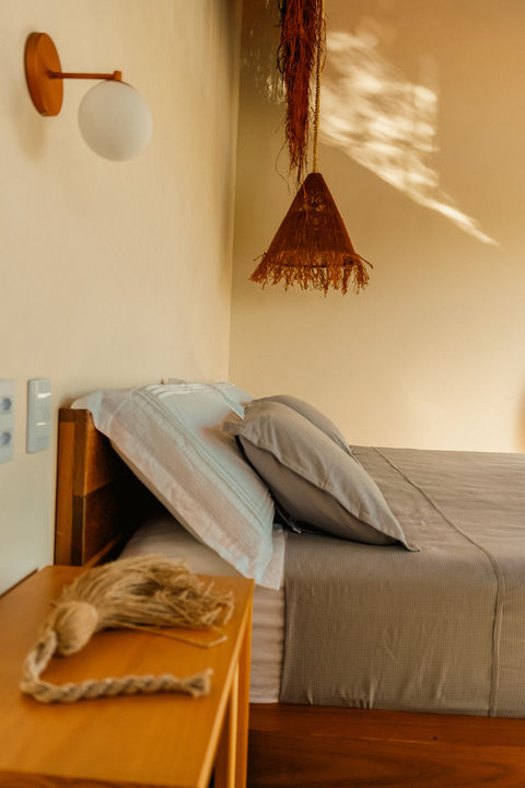 Quarto na Casa Buriti Atins, pousada nos Lençóis maranhenses.