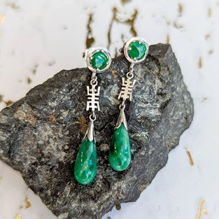 14kt White Gold Tear drop Jadeite Dangle Earrings
