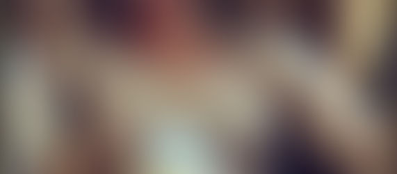 Alicia Vikander is pregnant.