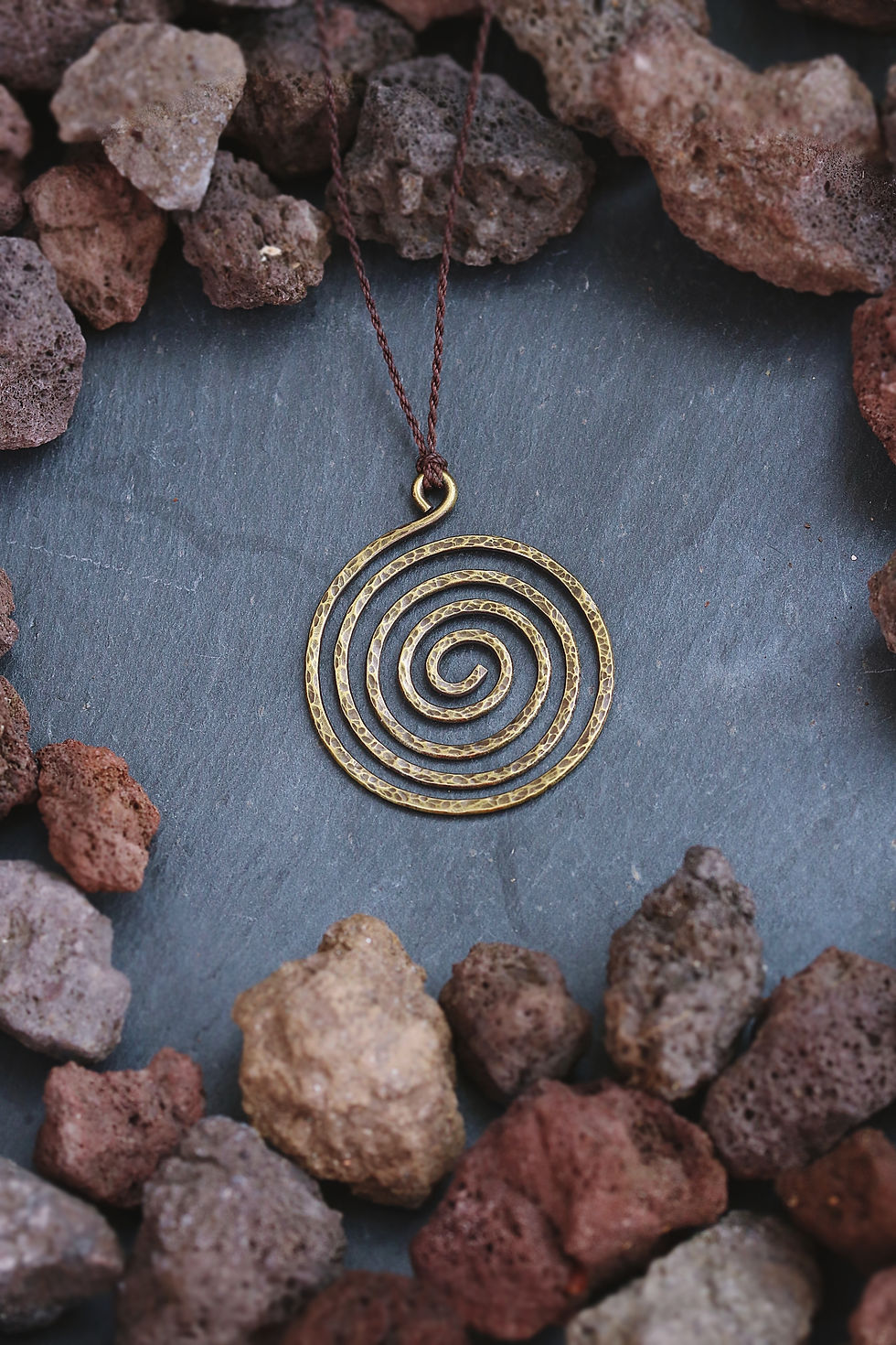 Miniature : Collier grande spirale martelée