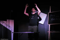 Mi illumino Vincenzo, Teatro Club