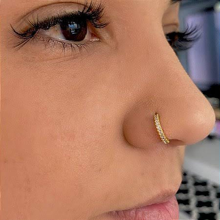 Piercing Nostril/Orelha - Laterais cravejada 💎 Aço Banho de Ouro