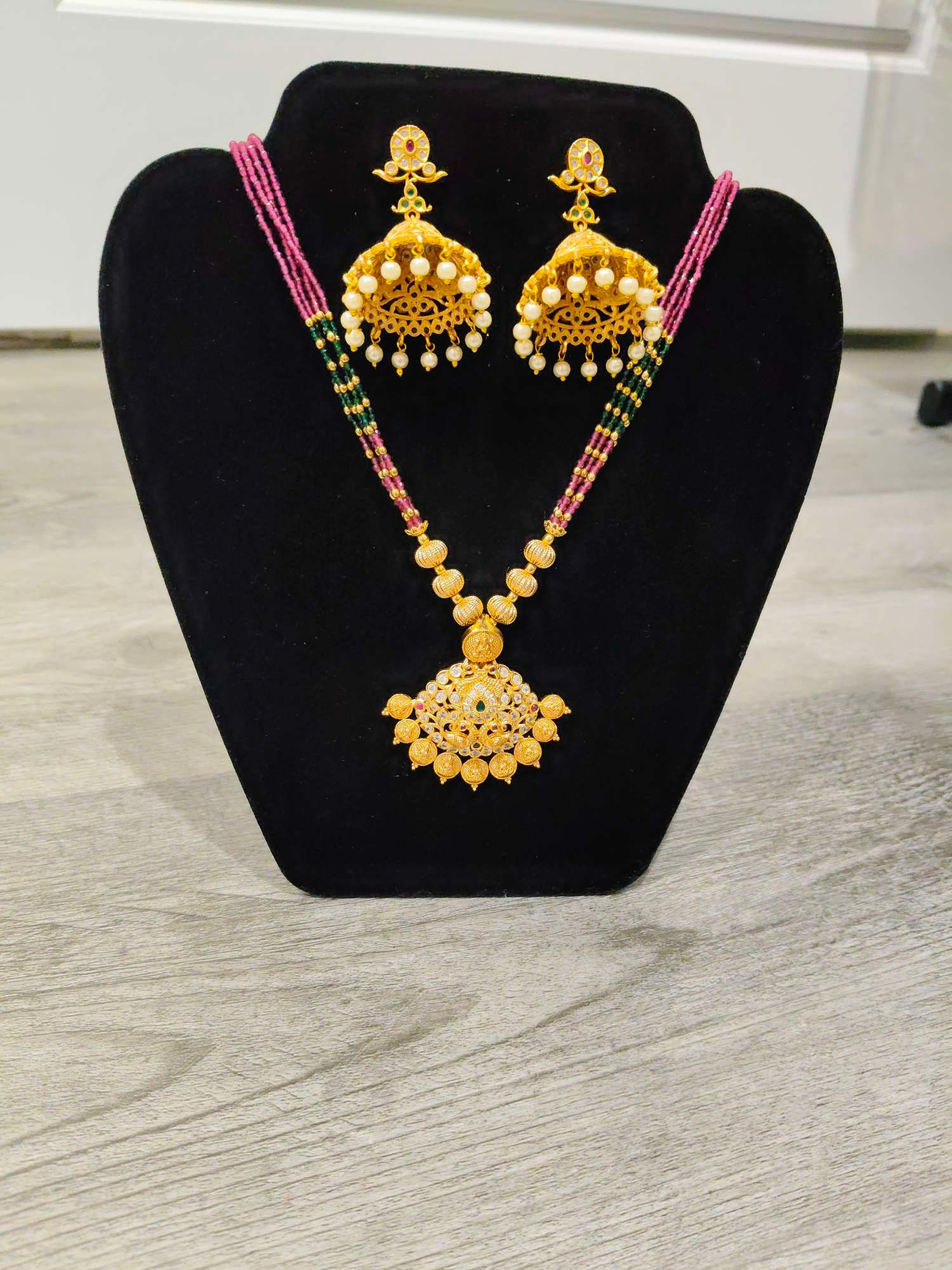 Ruby beads temple collection set 
