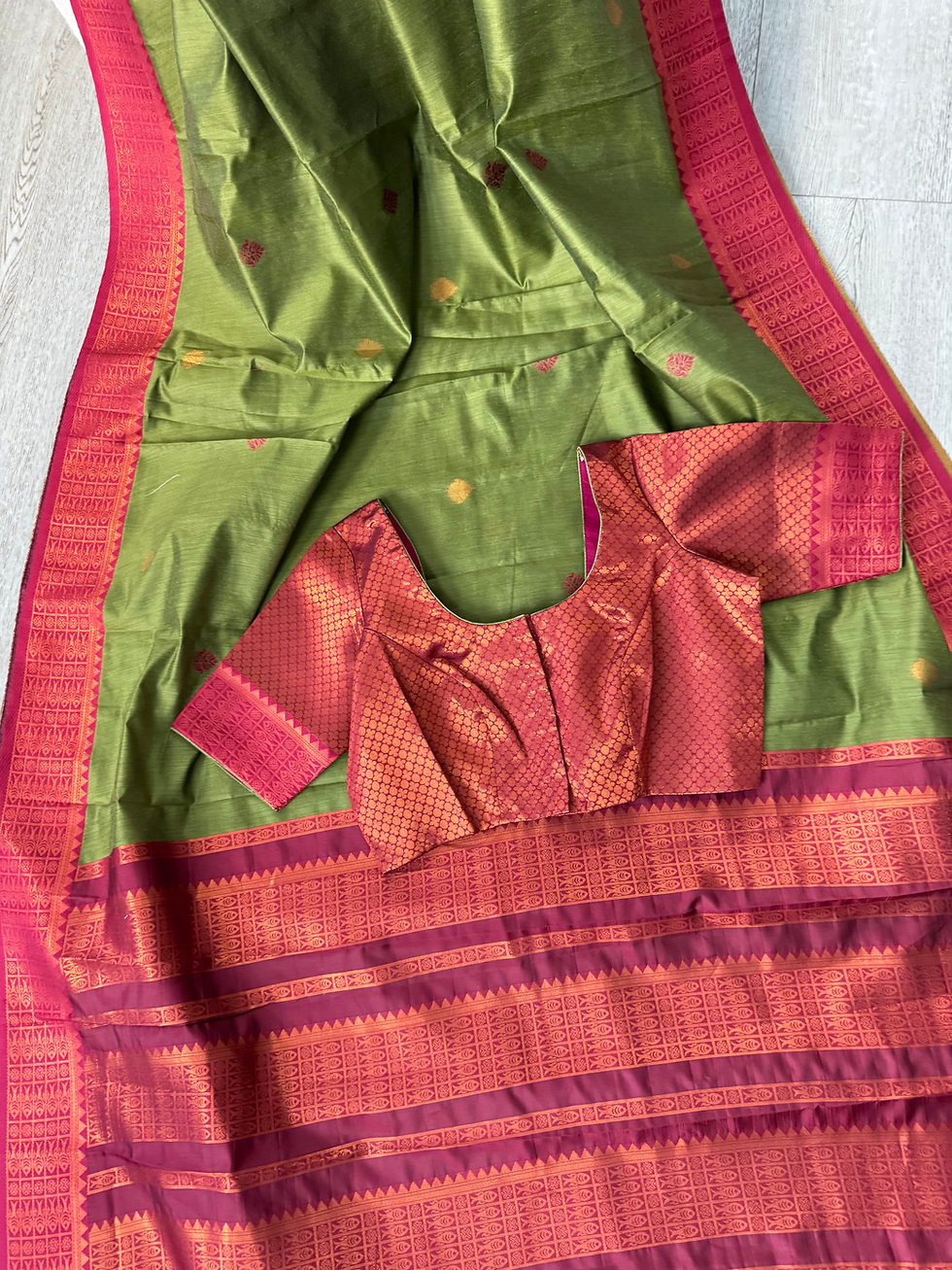 Thumbnail: Kalyani cotton saree/ gadwal paithani saree green and red   