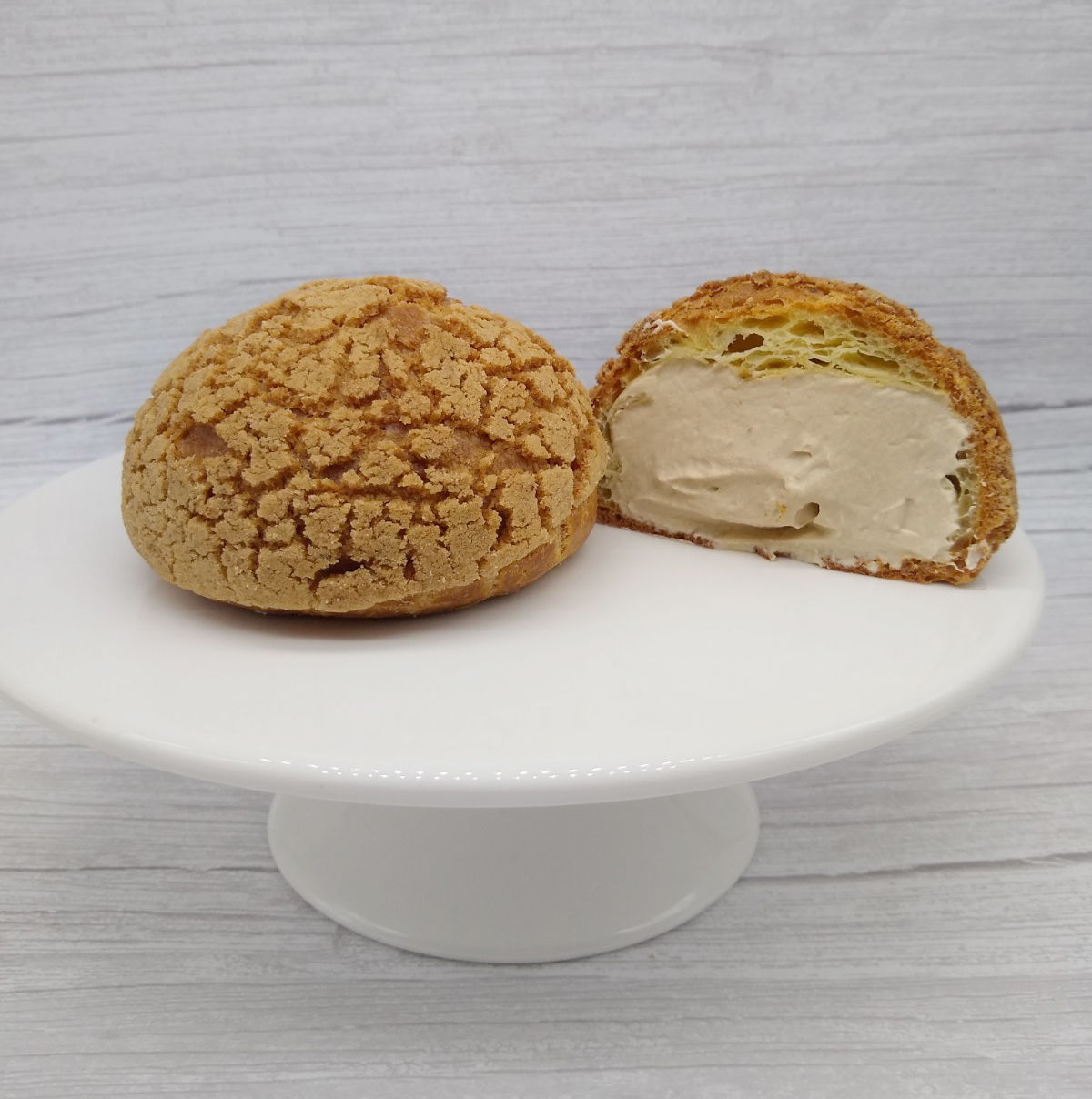 Vanilla Latte Cream Puffs