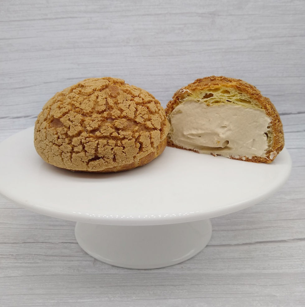 Vanilla Latte Cream Puff