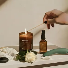 FIZZZ מותג מוביל לצעצועי מין ואביזרים משלימים אינטימים 