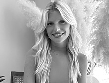 Facetune_05-09-2024-17-35-42_edited.jpg