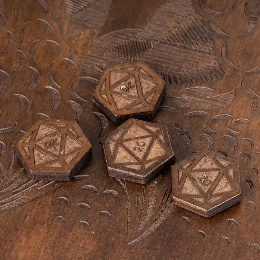 Thumbnail: Magnetic wooden dm screen - dragon eyes