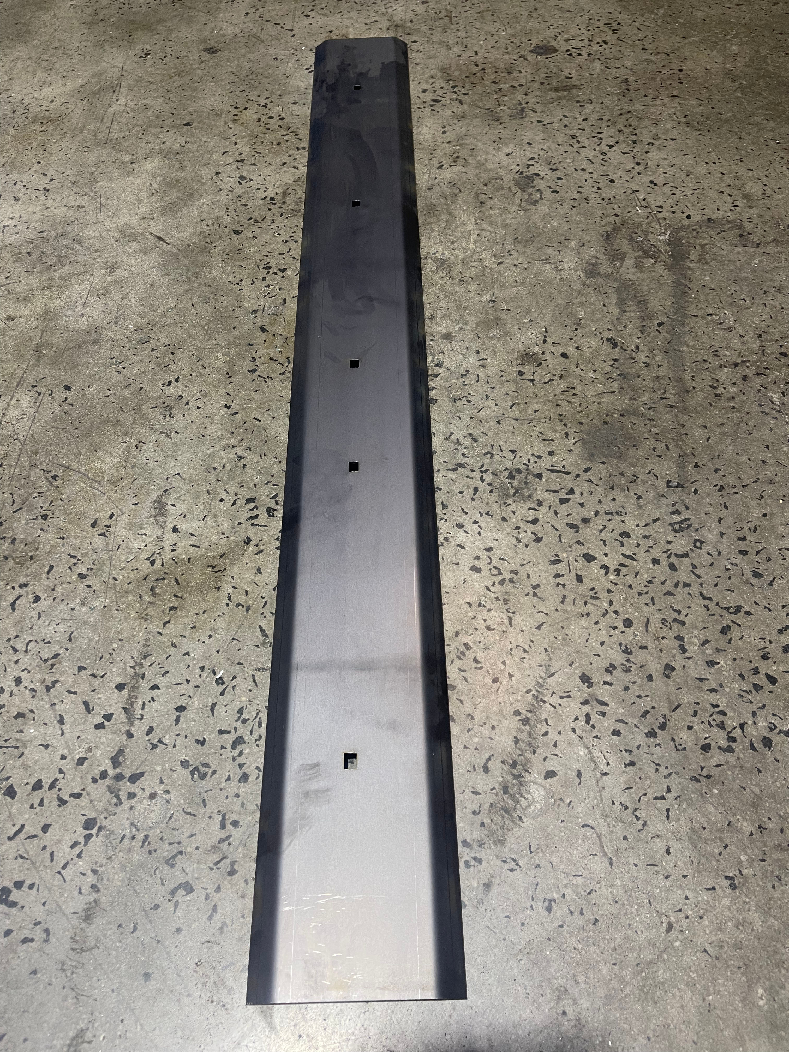 Muscat trailer inner seal cover plate 3000mm long