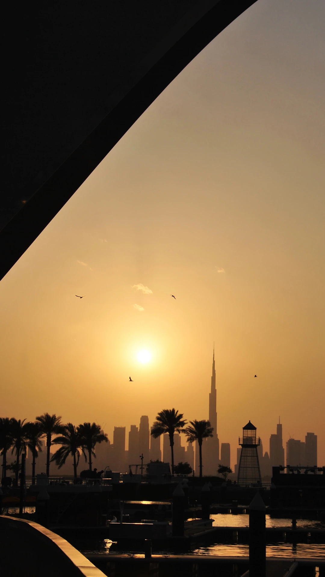 Exploring Different Filming Styles: Dubai Videography Trends