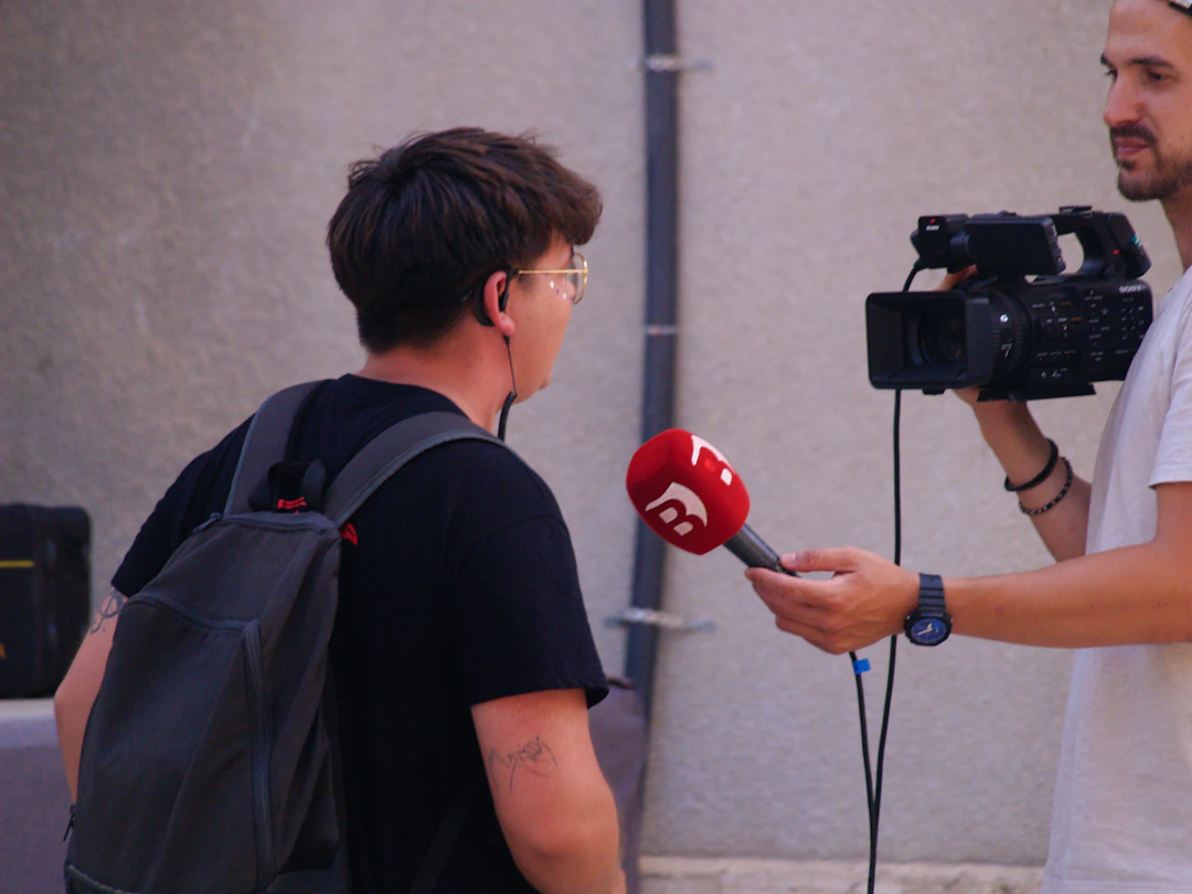 Mastering Interview Techniques for Successful Videography