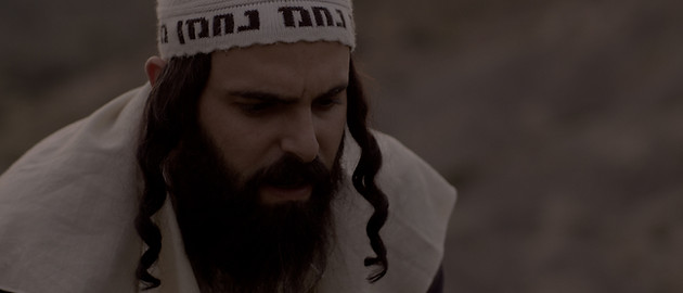 Still 4 נפילה.jpg