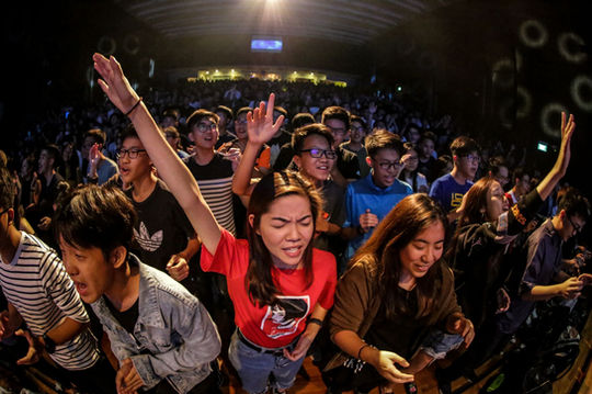 FOPx Worship Night (84 of 177).jpg
