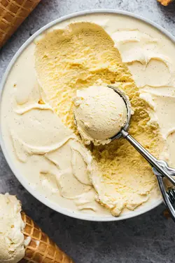 Glace-a-la-vanille-facile-Blog-Lilie-Bakery-1024x1534