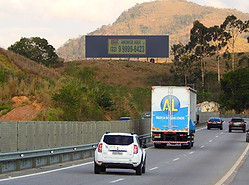 Painel Via Lagos km10-240m