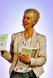 Kerstin_Wendel_-_Buchpr%C3%83%C2%A4senta
