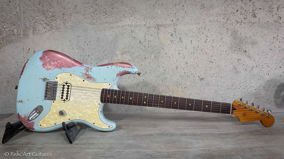 792 Fender Aged Sonic over Paisley