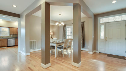 11_OonogaWay_104_Kitchen-Dining-MainEntries.jpg