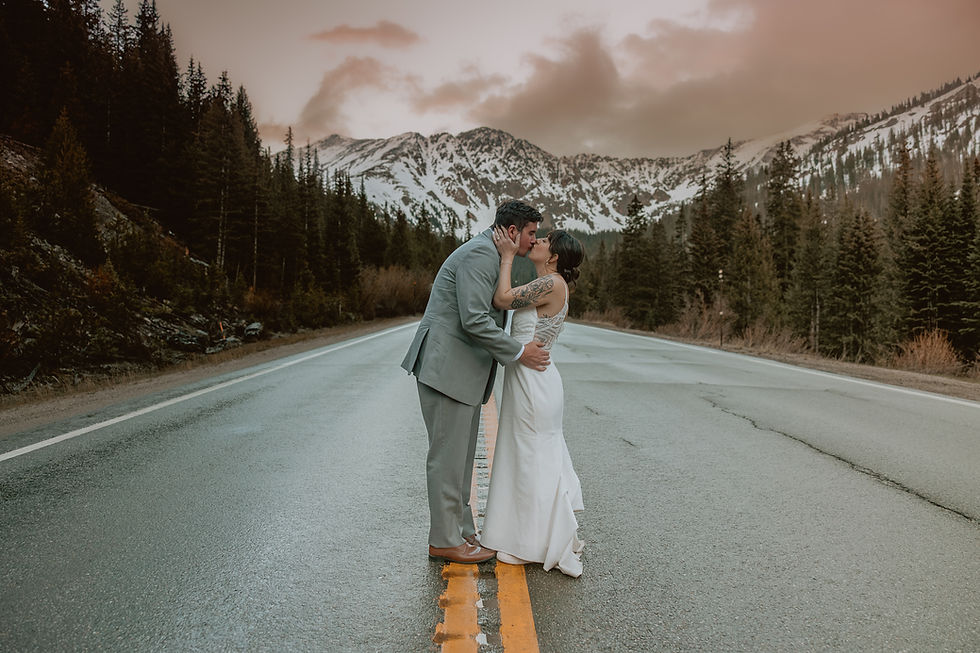 Destination and traveling wedding photographer based in the Midwest and serving Colorado a