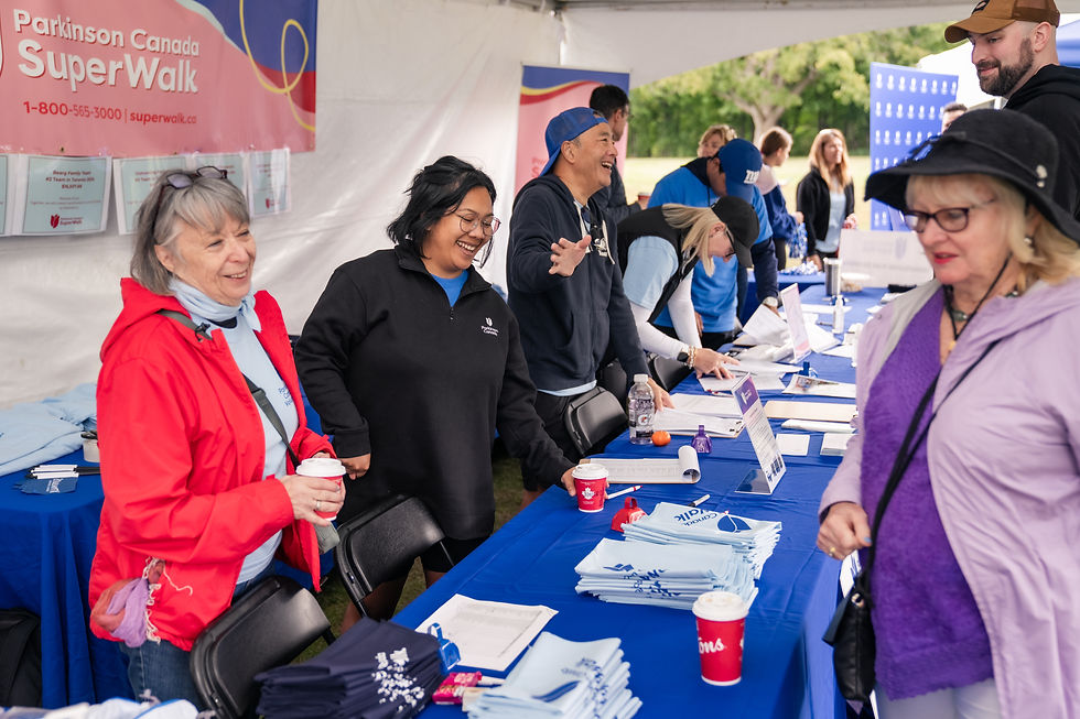 Toronto Superwalk by Papr Mache 438.jpg