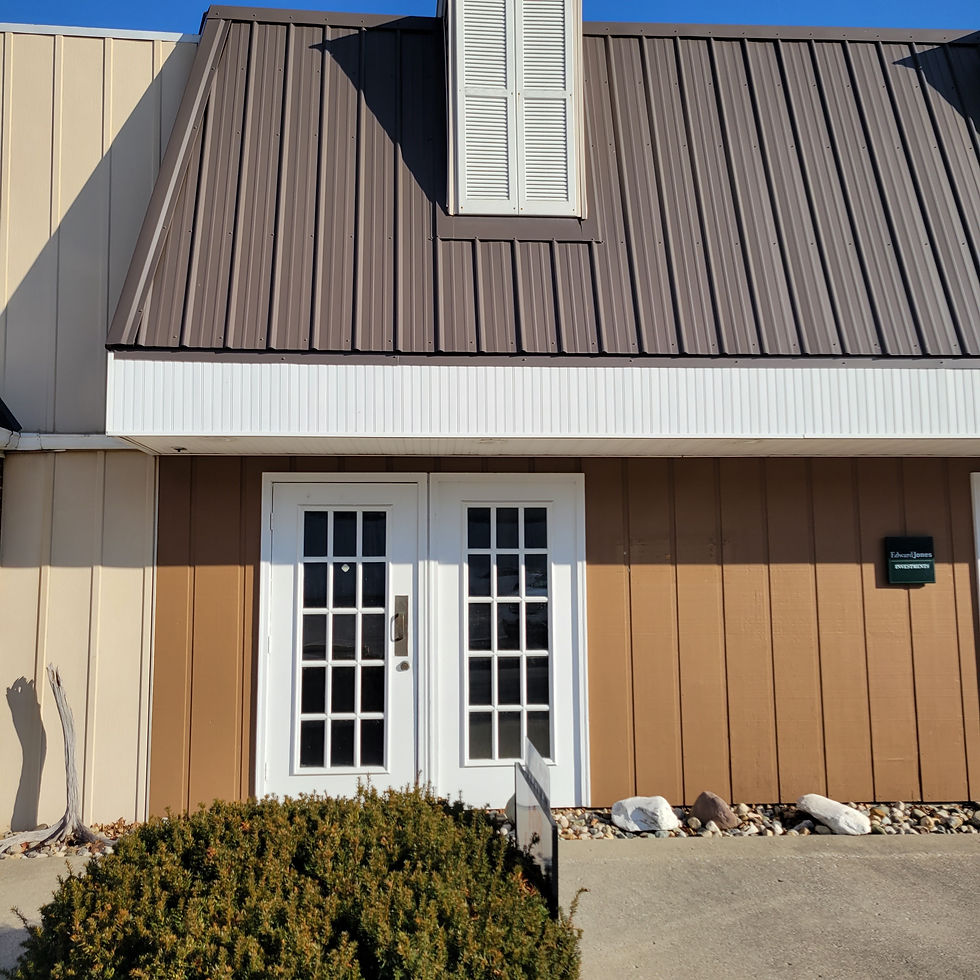 Suite 3 Front Exterior