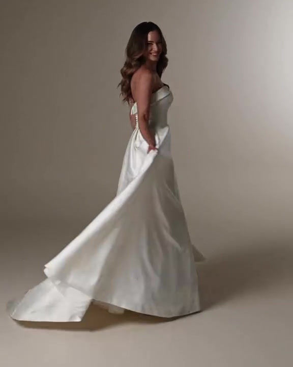 Thumbnail: Elizabeth Marie