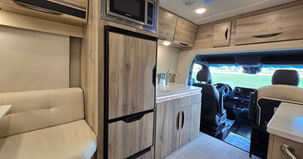 Charlie Grace Tests the Chinook Concourse: “This RV BLEW My Mind!”