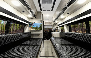 Chinook-RV-Bayside-RT-AWD-Back-to-Front.jpg
