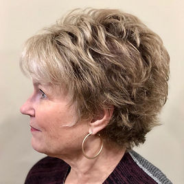 senior lady 1080x1080.jpg