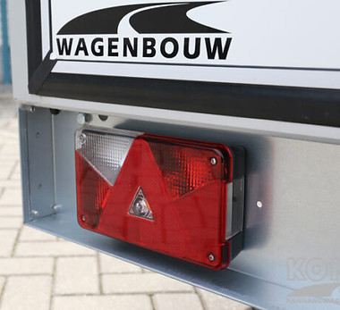 Proline-enkelas-gesloten-aanhangwagen-300x150x150-cm-750-kg-6-635x423.jpg