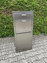 Briefkasten mit Paketbox (Paketbriefkasten) in der Vorderansicht