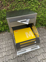 Briefkasten mit Paketbox (Paketbriefkasten) mit offener Paketbox