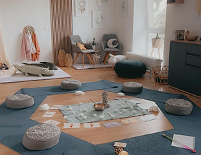 Praxisraum von kleines Zauberherz by Sabrina Brunner während einer Zauberstunde