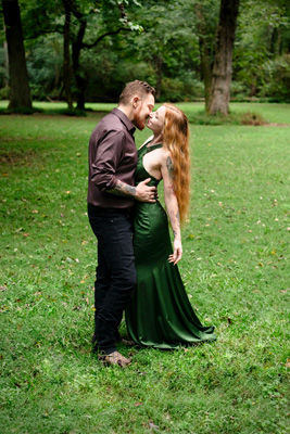 romanance novel couple 