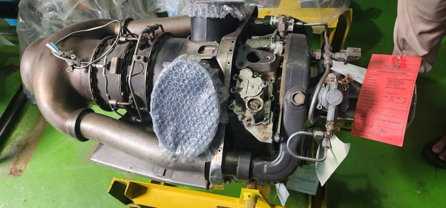 ENGINE Rolls Royce M250-C20B turbine engine  