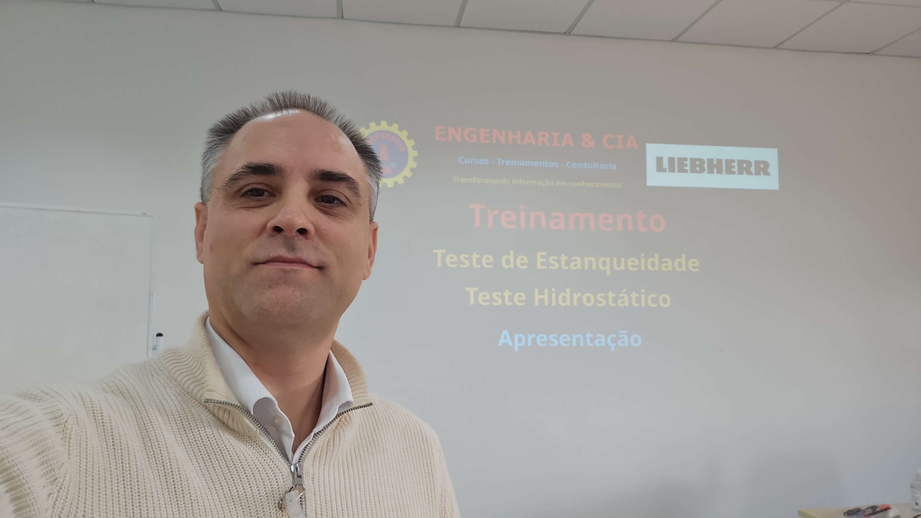 Foto do escritor: Micelli Camargo