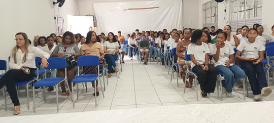 “Conhecer para respeitar”–Tema discorrido por representantes de igrejas e crenças, em ENCONTRO promovido pela Escola Ana Oliveira