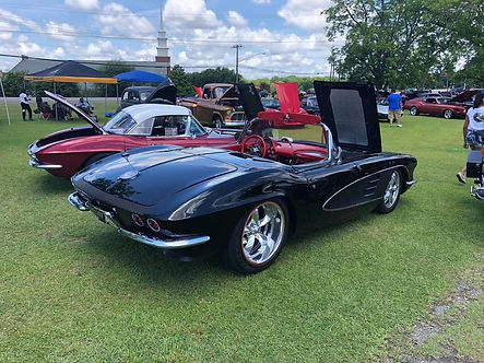 Car show 2022.jpeg