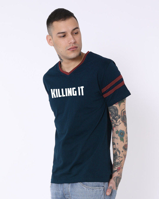 V-neck t-shirt for men