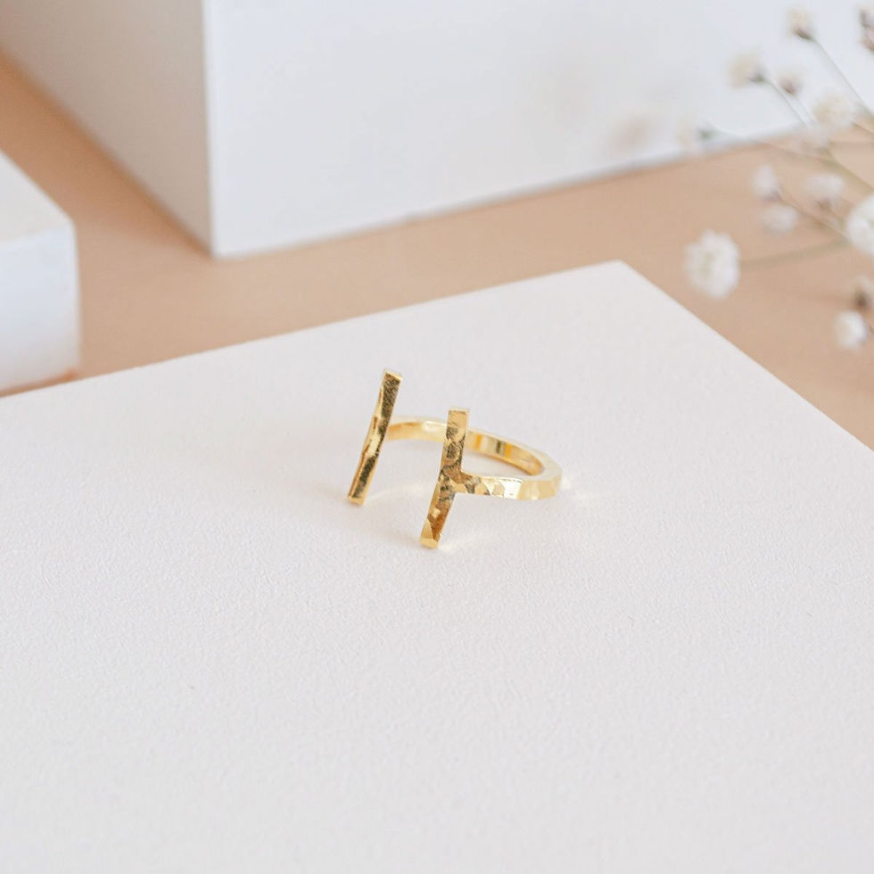 Armada Gold Ring HAMMERED