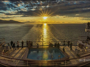 Guide to Great South Pacific Cruises – From Tahiti to New Zealand and Beyond