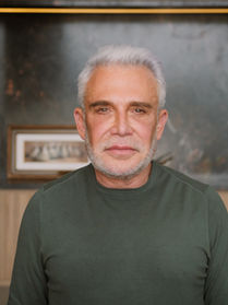 Explorando a Arquitetura de Léo Shehtman: Uma Viagem pelo Projeto em Bragança Paulista, através da série "The Art of Design"