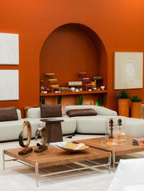 Léo Shehtman assina Sala VIP e lança peças exclusivas na ABIMAD 2024